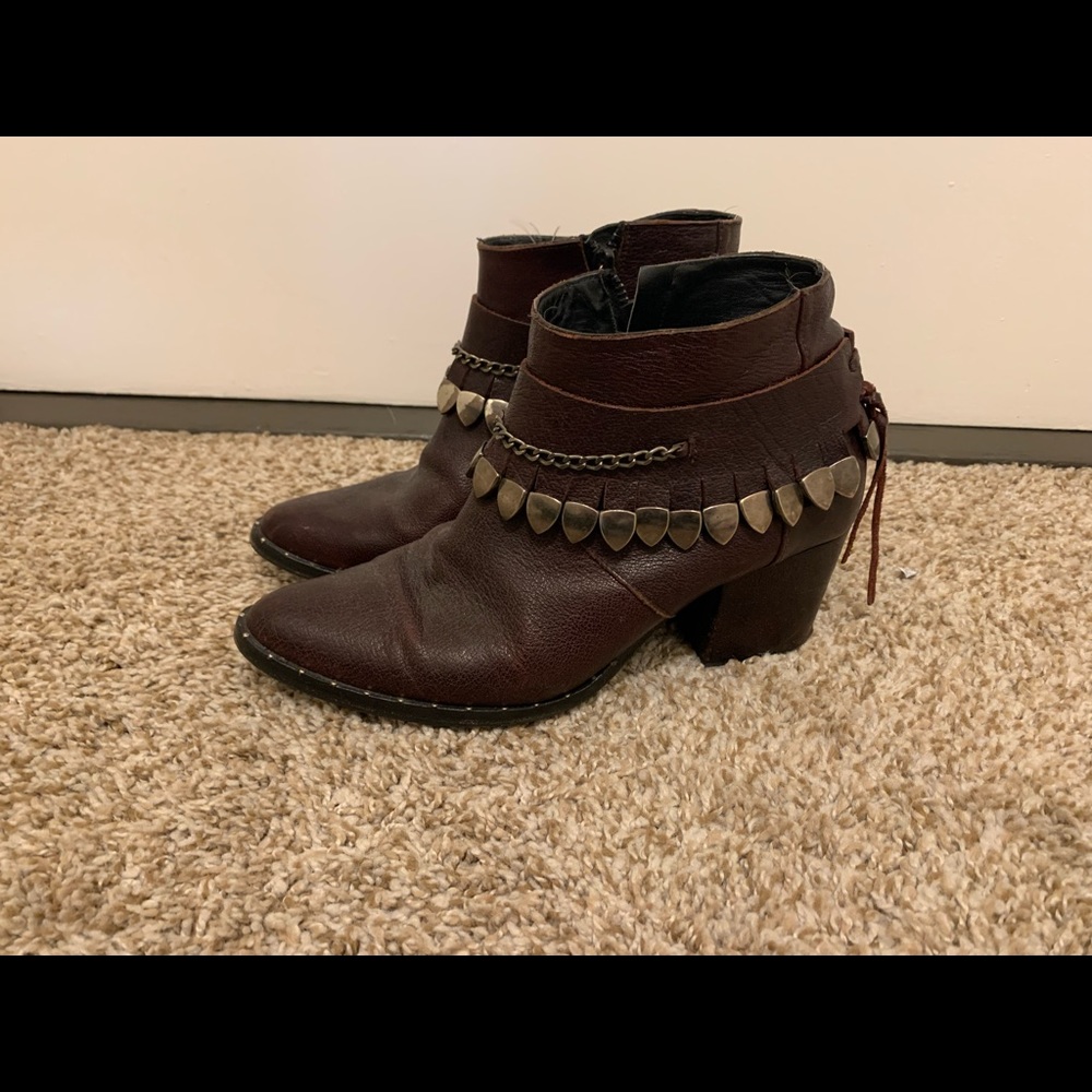 Freda Salvador boots